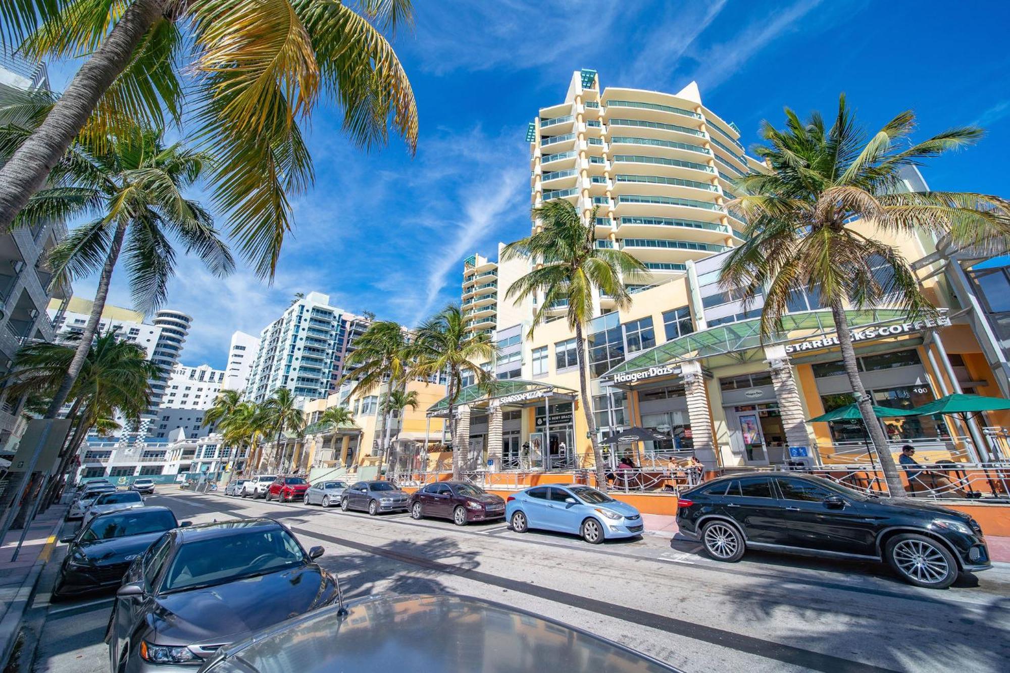 Ocean Drive Deco Apt W/2 Queen Beds, Steps 2 Beach 마이애미 비치 외부 사진