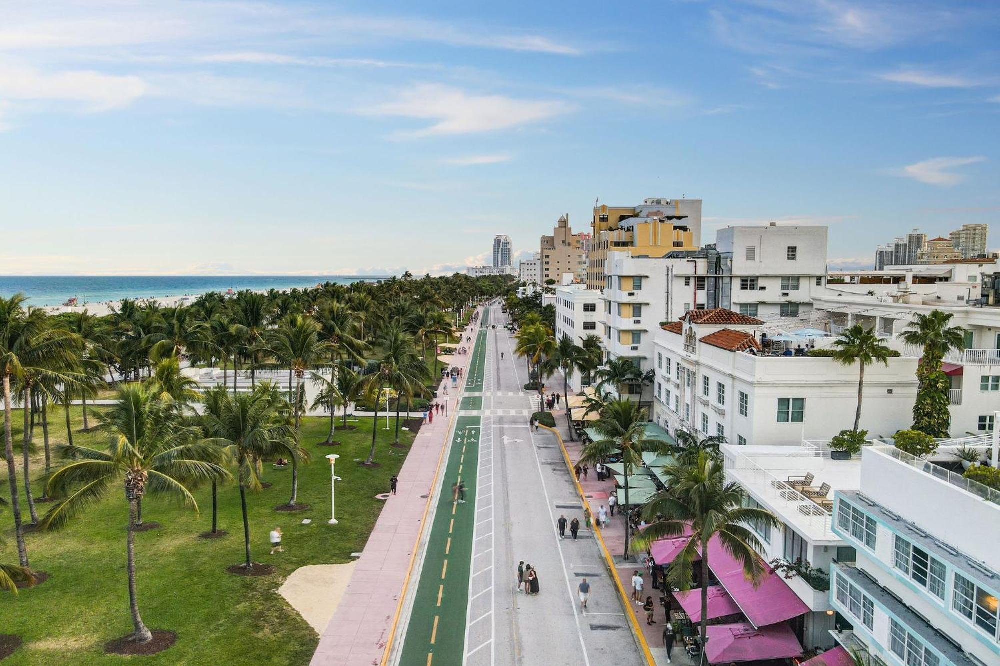 Ocean Drive Deco Apt W/2 Queen Beds, Steps 2 Beach 마이애미 비치 외부 사진