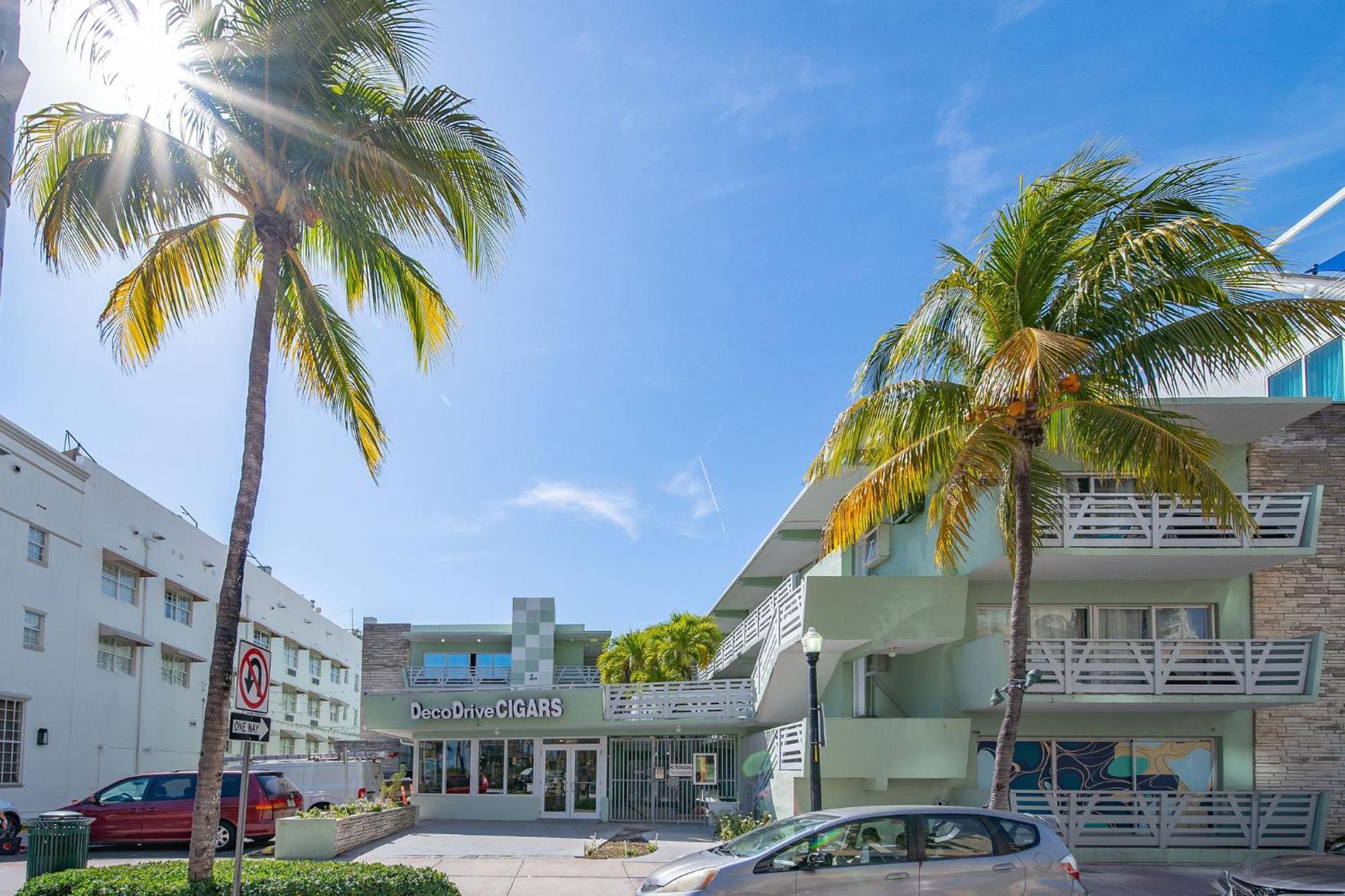 Ocean Drive Deco Apt W/2 Queen Beds, Steps 2 Beach 마이애미 비치 외부 사진